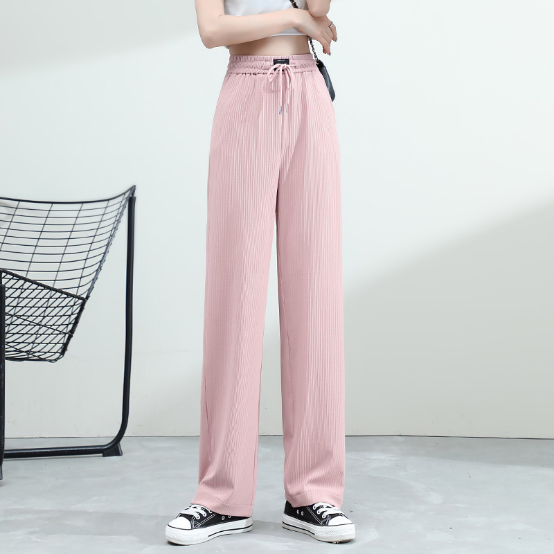 White wide-leg trousers women in early spring thin hi..
